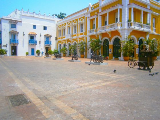 Plaza-San-Pedro-Claver-Cartagena