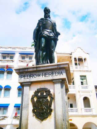 Plaza-de-los-Coches-Cartagena