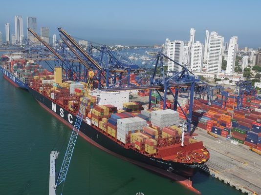 Llegaron seis nuevas grúas pórtico Súper Pos-Panamax al Puerto de Cartagena Cartagena mejor ciudad del caribe para estrategias de inversión