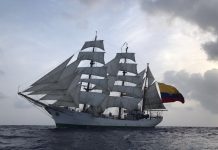 Buque Arc. Gloria Arribó a San Diego, California