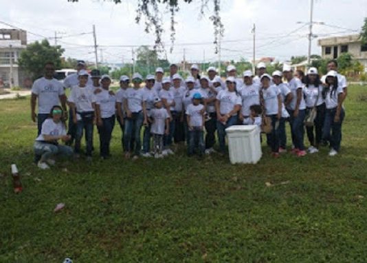 Voluntarios De Citi Siembran 80 Árboles En El Barrio India Catalina II