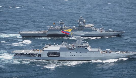 194 Años protegiendo el azul de la bandera