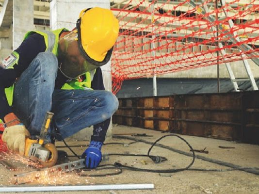 Modernización y ampliación de aeropuertos jalona el empleo en las regiones