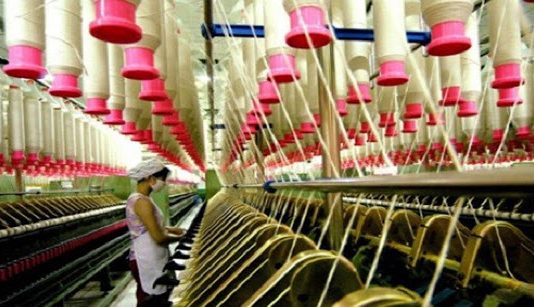 Mincomercio logra compromisos por $4.278 millones de compra a confeccionistas colombianos