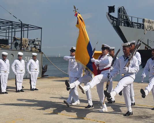 Armada Nacional despide al Buque ARC “Bahía Portete”
