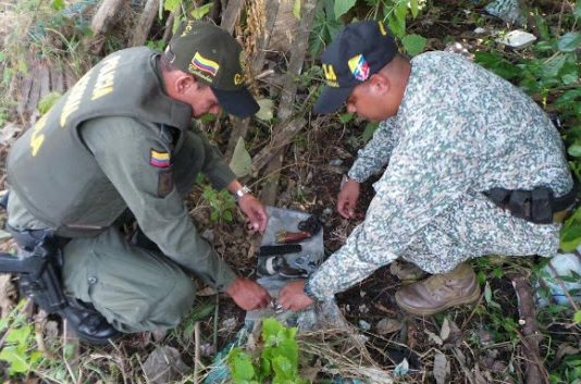 Hallan caleta con armas y explosivos del Clan del Golfo