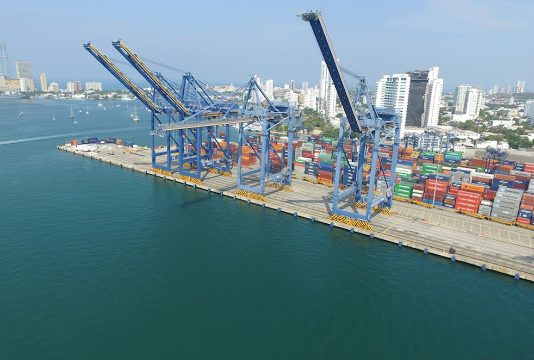 Vehículos le ponen acelerador a exportaciones manufactureras en junio