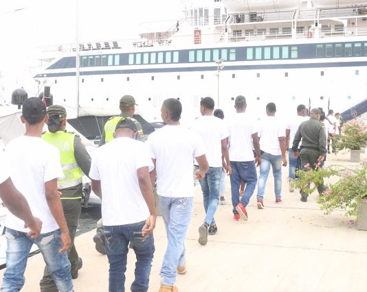 100 Pandilleros se capacitaron en resolución de conflictos y prevención a consumo de drogas en Buque Freewinds