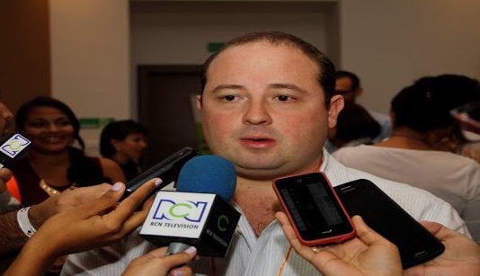 “Debemos buscar una salida a la crisis que atraviesa Cartagena pronto”: Araújo