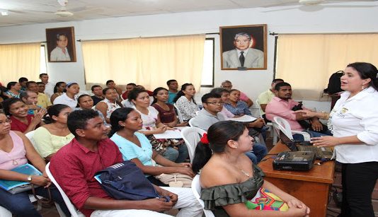 Secretaría de Educación avanza con talleres de inducción y reinducción para maestros de las Zodes Loba