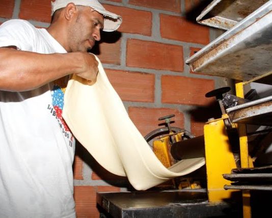 Alcaldía de Cartagena lanza plan para la superación de la pobreza con apoyo a microempresarios