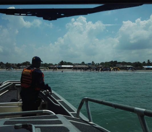 Armada Nacional no cesa la búsqueda de pescador desaparecido en la boquilla