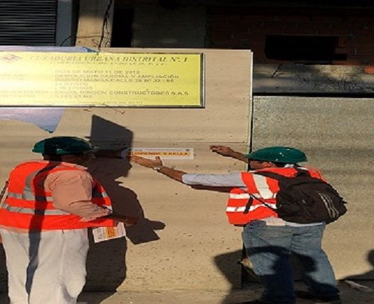 Sellan edificio Las Flores, en el barrio Manga, por cometer infracciones urbanísticas