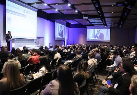 Nobeles de Paz, Gobierno, Organizaciones y sociedad civil, se unen en torno al desarrollo rural en seguridad alimentaria