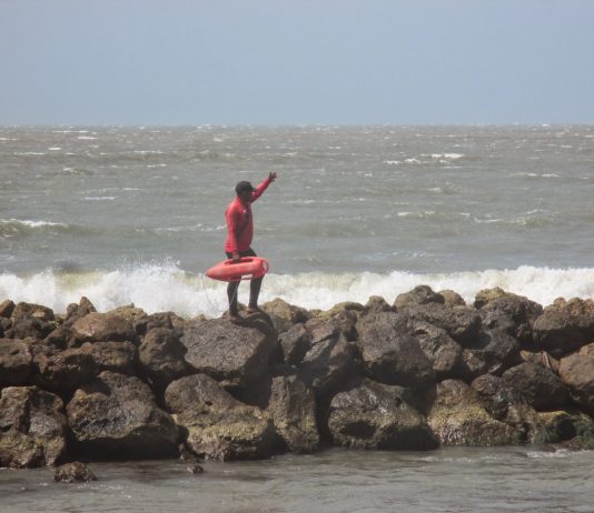 Presidente Santos anuncia 100.000 millones de pesos para la protección costera en cartagena