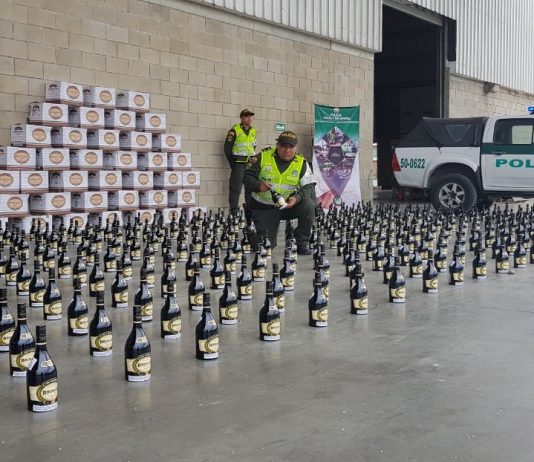 Aprehenden licor de contrabando de origen irlandés en Cartagena