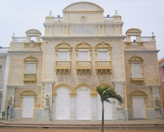 Cartagena celebra día del teatro con la obra “De miedos alebrijes y Quitapesares” en el Teatro Adolfo Mejía