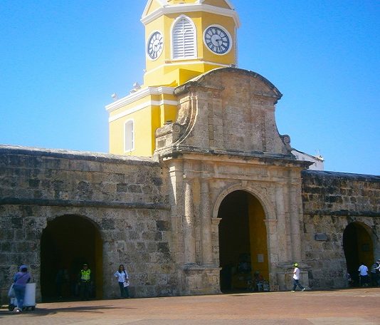 Ciudadano venezolano es asesinado a puñaladas cerca a la Torre del reloj