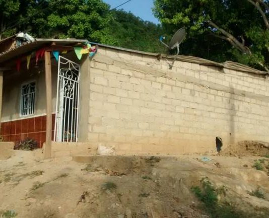 Pandilleros lanzaron una granada contra la casa de un líder comunal en Cartagena