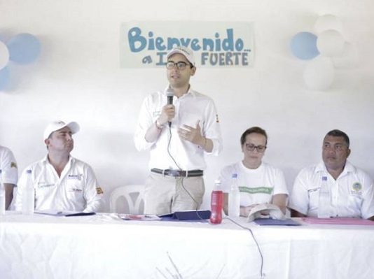 Después de 10 años regresó un alcalde de Cartagena a Isla Fuerte