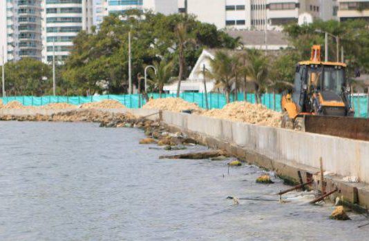 Doce mil millones en arreglos al paseo peatonal y ahora la ciudad se inunda más que antes: Senador Araújo