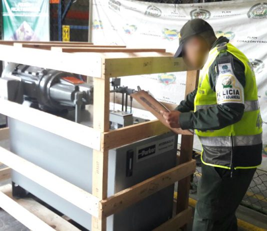 Incautan mercancía de contrabando a la salida del muelle de Cartagena