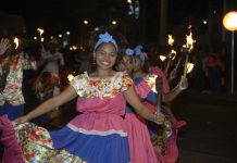 En imágenes Desfile de Noche de Candela y Noche de Fandango
