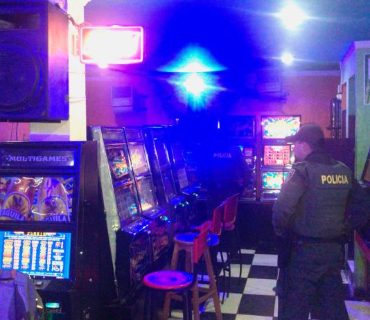Policía y Coljuegos intervienen 4 casinos en Cartagena en los que se decomisaron 54 máquinas tragamonedas