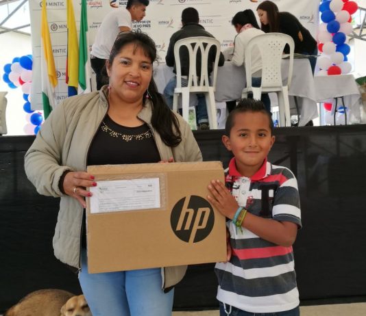 A través de Conexiones digitales muchos niños bolivarenses entraran a clases mas conectados