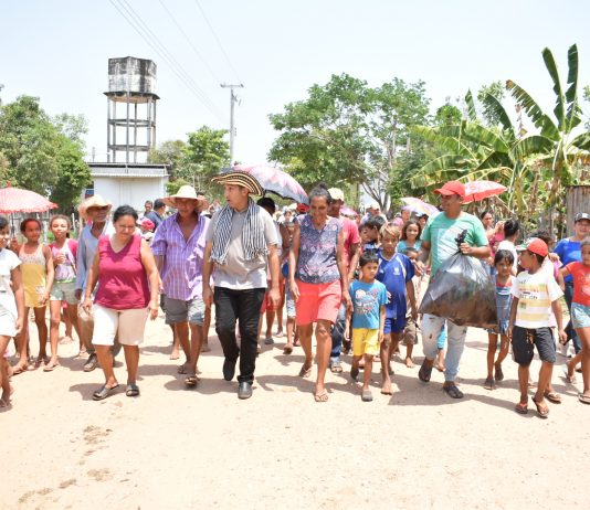 Alcalde de Magangue anuncia solución al problema del agua en Tacasaluma