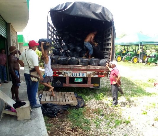 Campesinos de Arjona, Bolívar reciben insumos y capacitaciones para mejorar su labor
