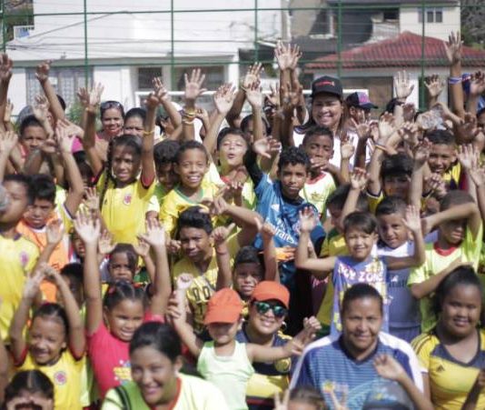 Ider Cartagena realiza jornada de integración en barrio Blas de Lezo