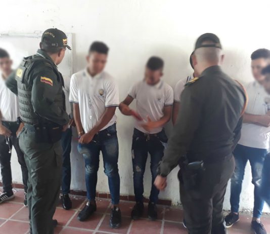 En Arjona, Bolívar se llevaron a cabo operativos de control en las instituciones educativas