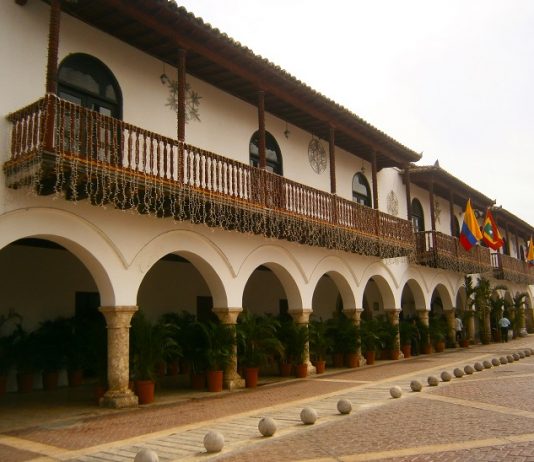 Que el Pueblo le Gane a las Maquinarias cartagena-Palacio-de-la-aduana
