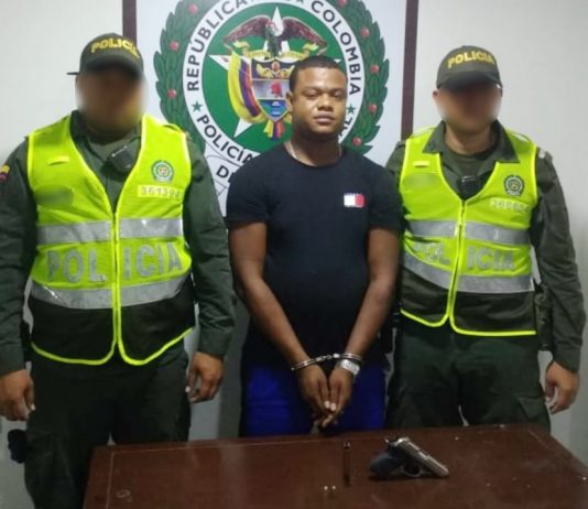 Dos capturados por Porte Ilegal de arma de fuego en Cartagena Norberto Jos Matos Carrillo - Norby