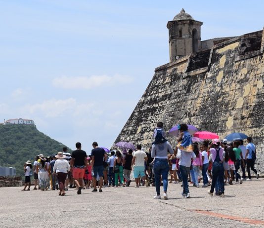 Récord de visitantes en el Día de Entrada Gratis a las Fortificaciones de Cartagena Record en día de entrada gratis a Fortificaciones de Cartagena