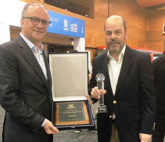 Humberto Rodriguez Cobo del Grupo Sala recibió reconocimiento de Andesco Humberto-Enrique-Rodriguez-Cobo-Andesco