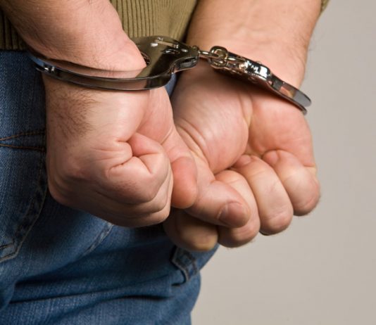 Capitán de Infantería de Marina abusaba y tatuaba su nombre a menores de edad Capitan de infanteria de marina abusaba de menores de edad y las tatuaba con su nombre