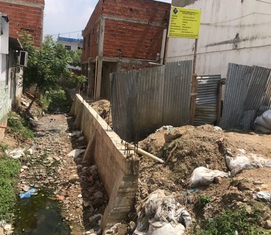 Suspenden obra que se construía sobre un canal de aguas pluviales en Cartagena Suspenden-Obra-Canal-de-agua-Fluvial-Cartagena