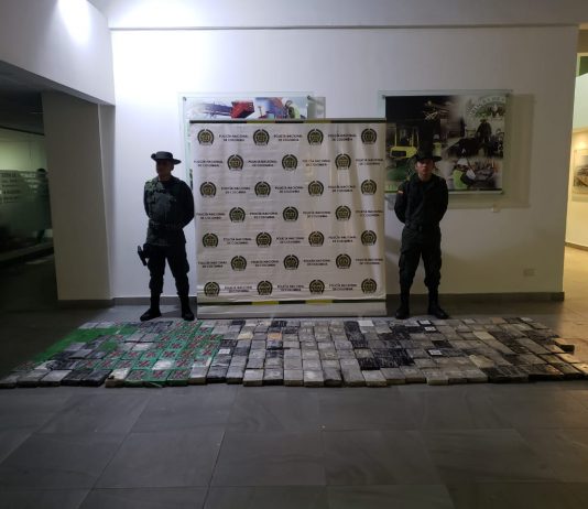 Incautan 214 kilos de cocaína que pretendían enviar hacia Alemania dentro de un contenedor 214 kilos de cocaina incautada en cartagena