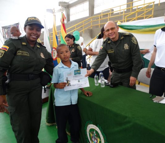 Con campañas educativas policía le apunta a minimizar el microtráfico en Arjona Campaña contra el microtrafico en Arjona