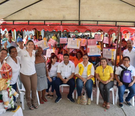 Con apoyo a mujeres victimas del conflicto, finalizaron cursos de modistería en Arjona Cursos de modisteria en Arjona