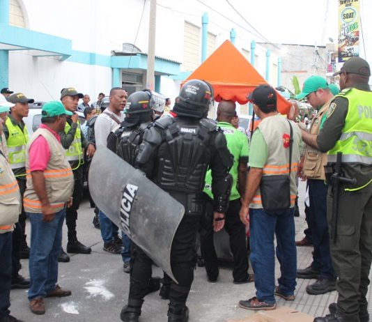 Distrito se toma San Andresito y Bazurto y adelanta controles de espacio público Control de Espacio publico bazurto