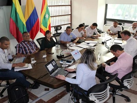 Alcalde y FFIE revisan obras de infraestructura educativa que se realizan en 6 colegios del Distrito