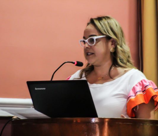 Distrito recupera $9.560 millones para calidad educativa Claudia-Almeida-Castillo
