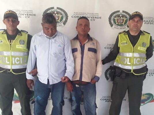 Capturadas dos personas que fingían ser funcionarios de Acuacar para estafar a usuarios Fingian-ser-funcionarios-de-acuacar-para-estafar