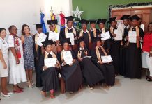 Recicladores de oficio de Cartagena cumplieron el sueño de ser bachilleres Recicladores-de-cartagena-bachilleres