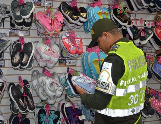 Mas de 5.500 millones de mercancia de contrabando aprehendida en Cartagena en 2018 Lucha-contra-el-contrabando-cartagena