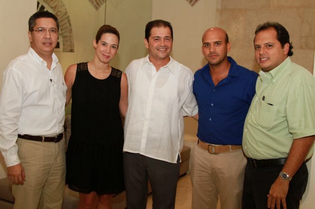 Alex Yi, María Olga Salazar, Esteban De Pombo, Ernesto Vélez y Jorge Enrique Vélez.
