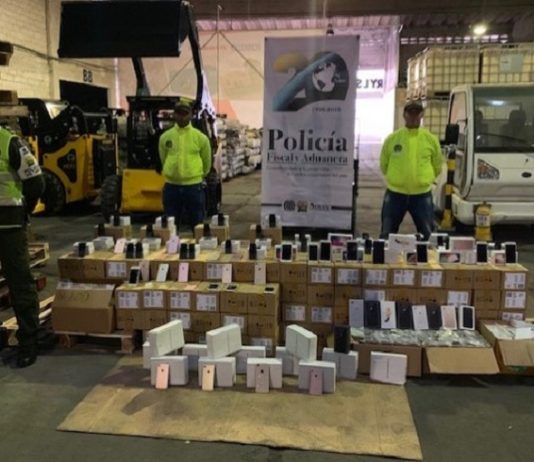 Incautan más de 2.500 celulares de contrabando en Cartagena Incautan celulares de contrabando cartagena